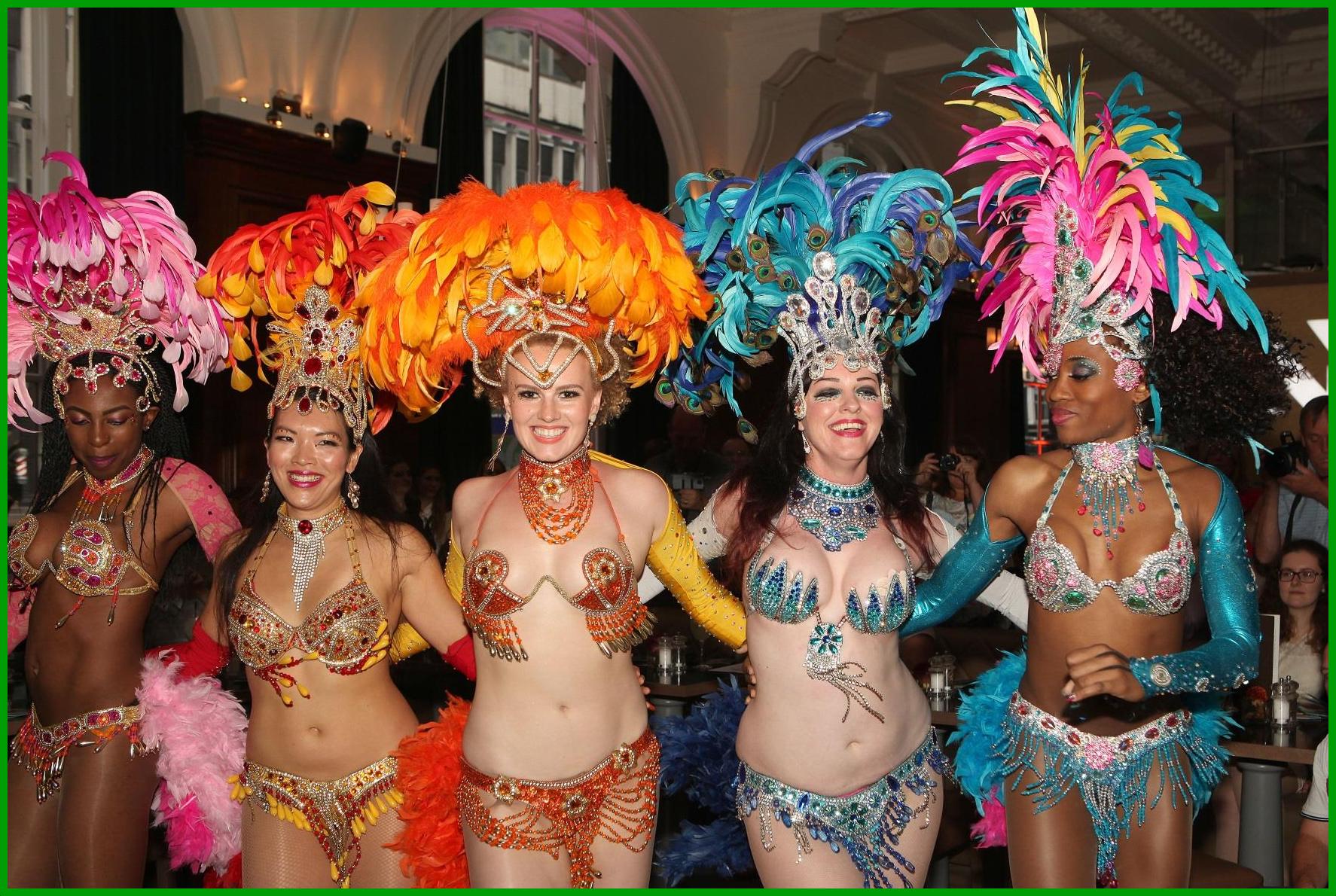 dublin parade samba dancers